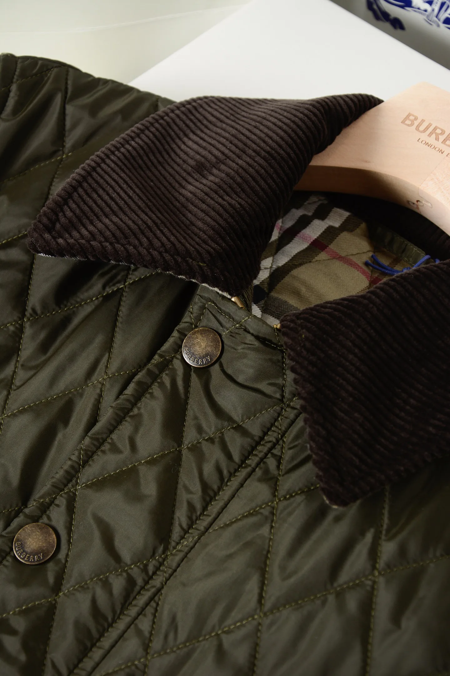 Куртки И Пуховики Женские Burberry 18513001