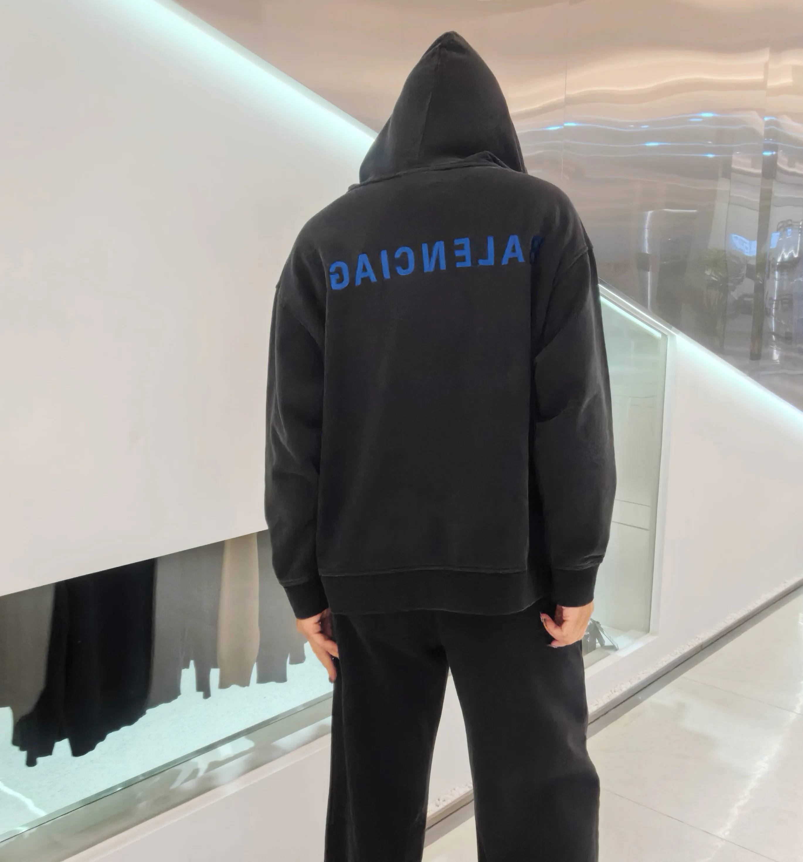 Свитшоты И Худи Мужские Balenciaga 18969510