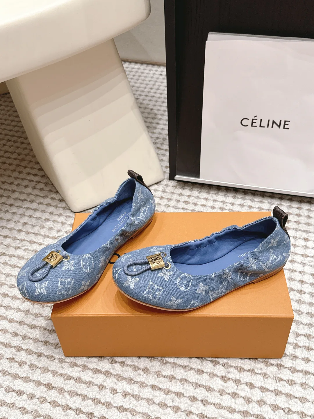 Балетки Женские Louis Vuitton 17421357