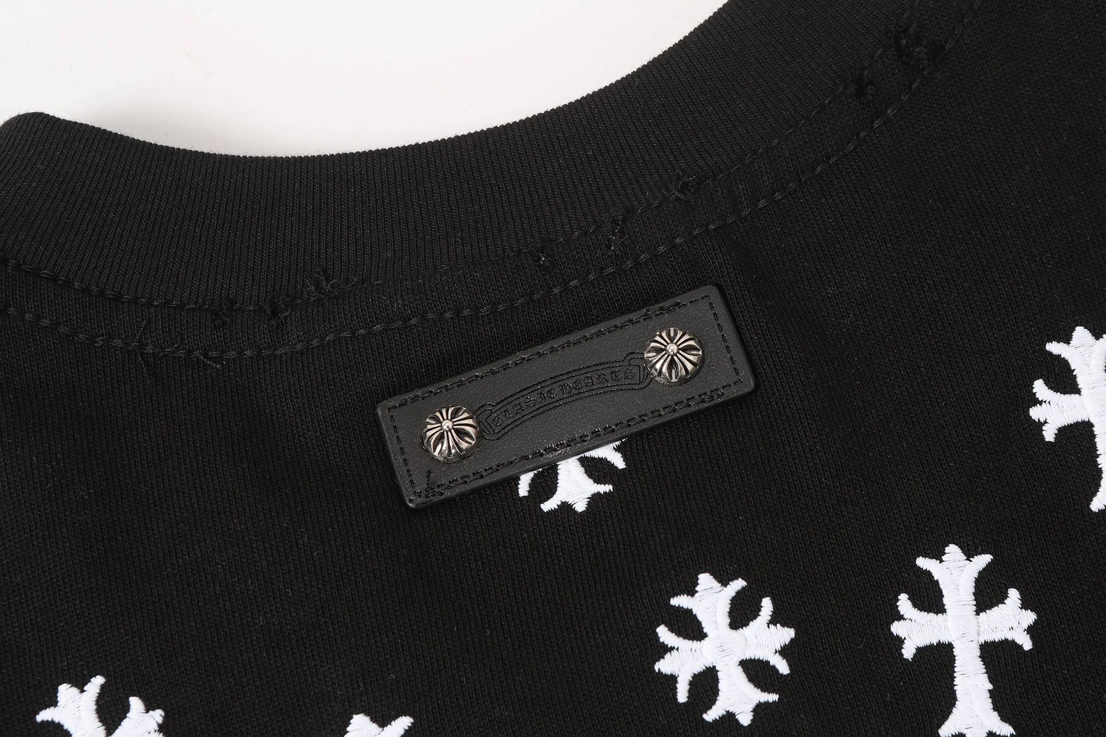 Футболки Мужские Chrome Hearts 13381272