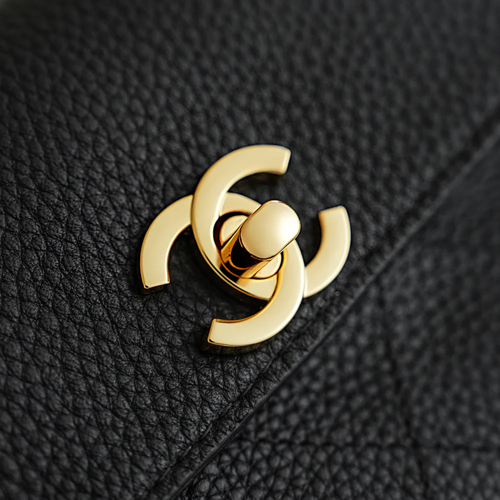 Классические Сумки Женские Chanel 12605794