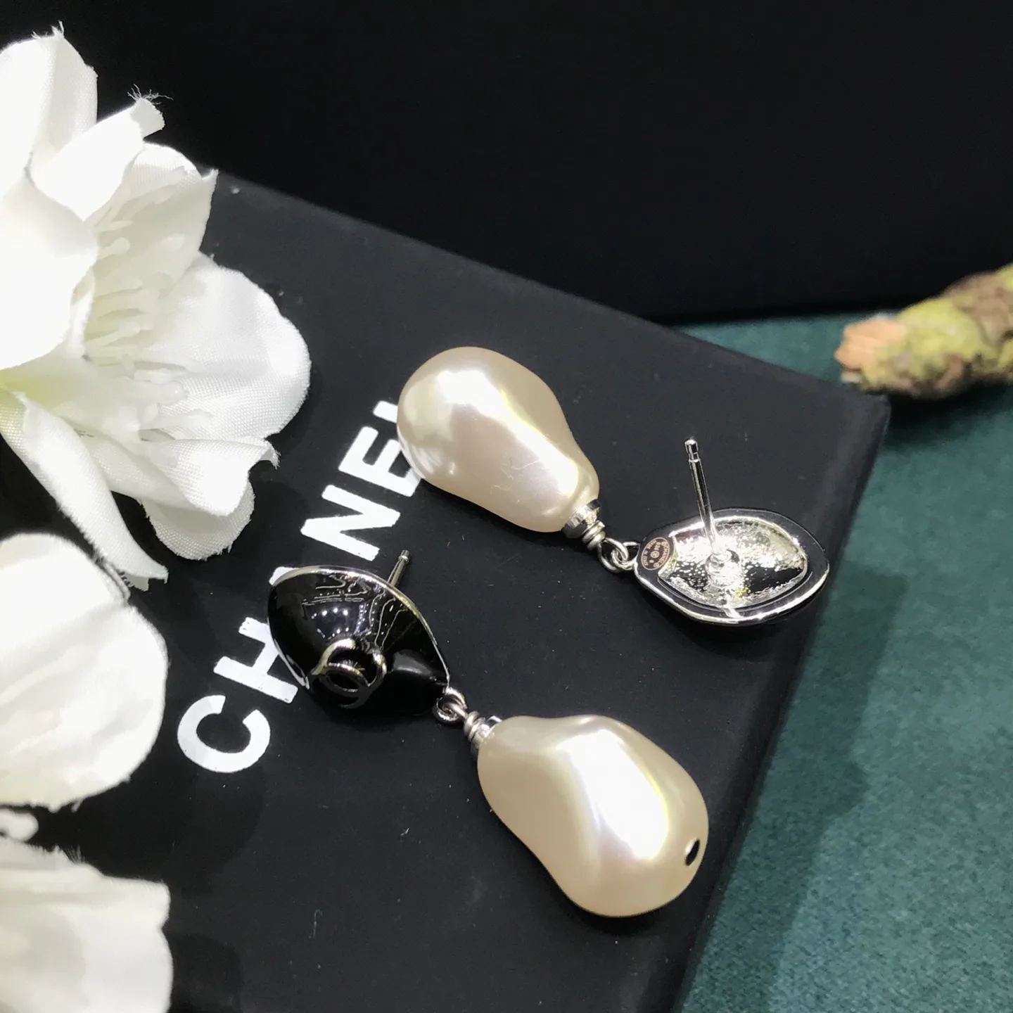Бижутерия Chanel 18186311