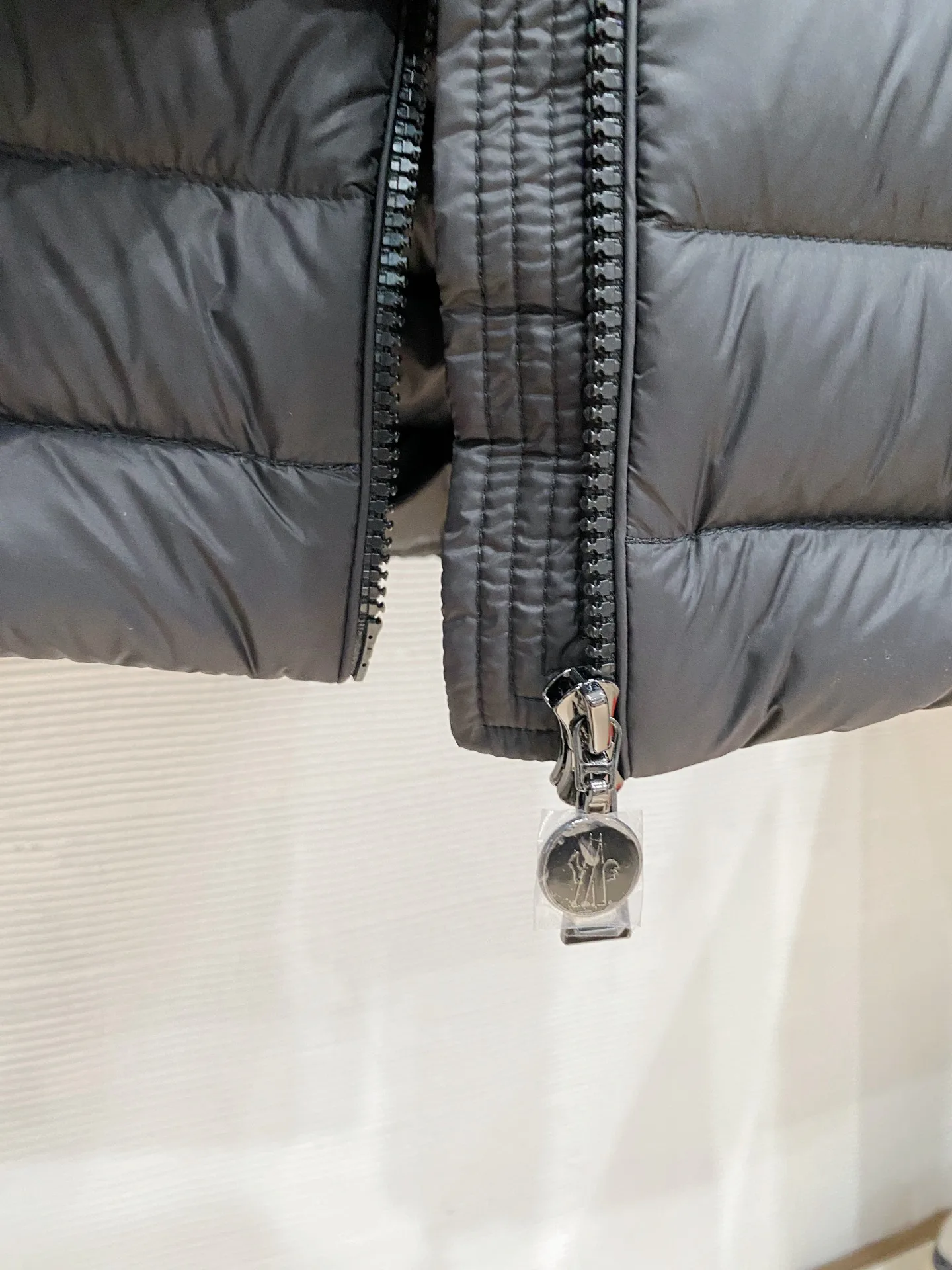 Куртки И Пуховики Женские Moncler 17632180