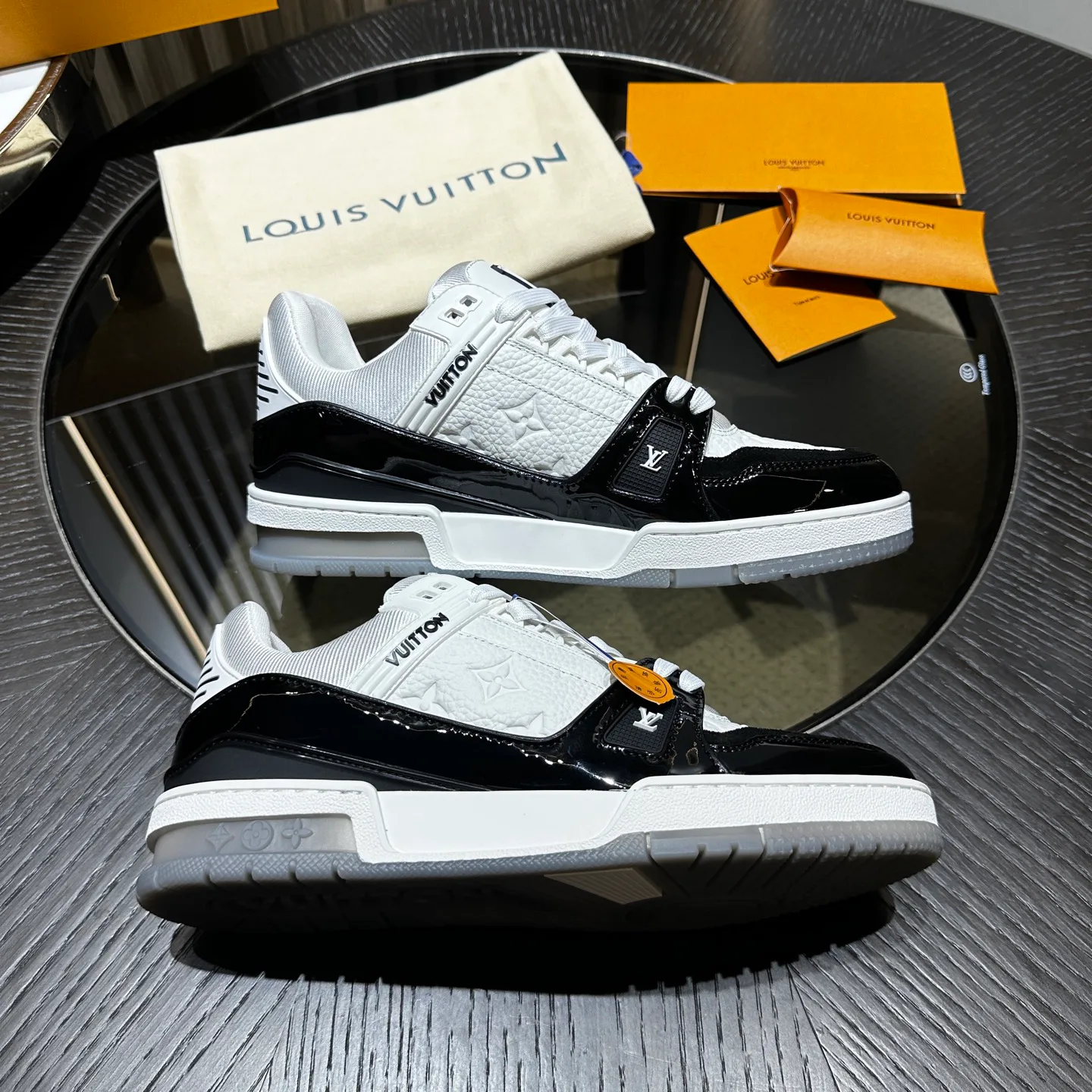 Кроссовки Женские Louis Vuitton 857726