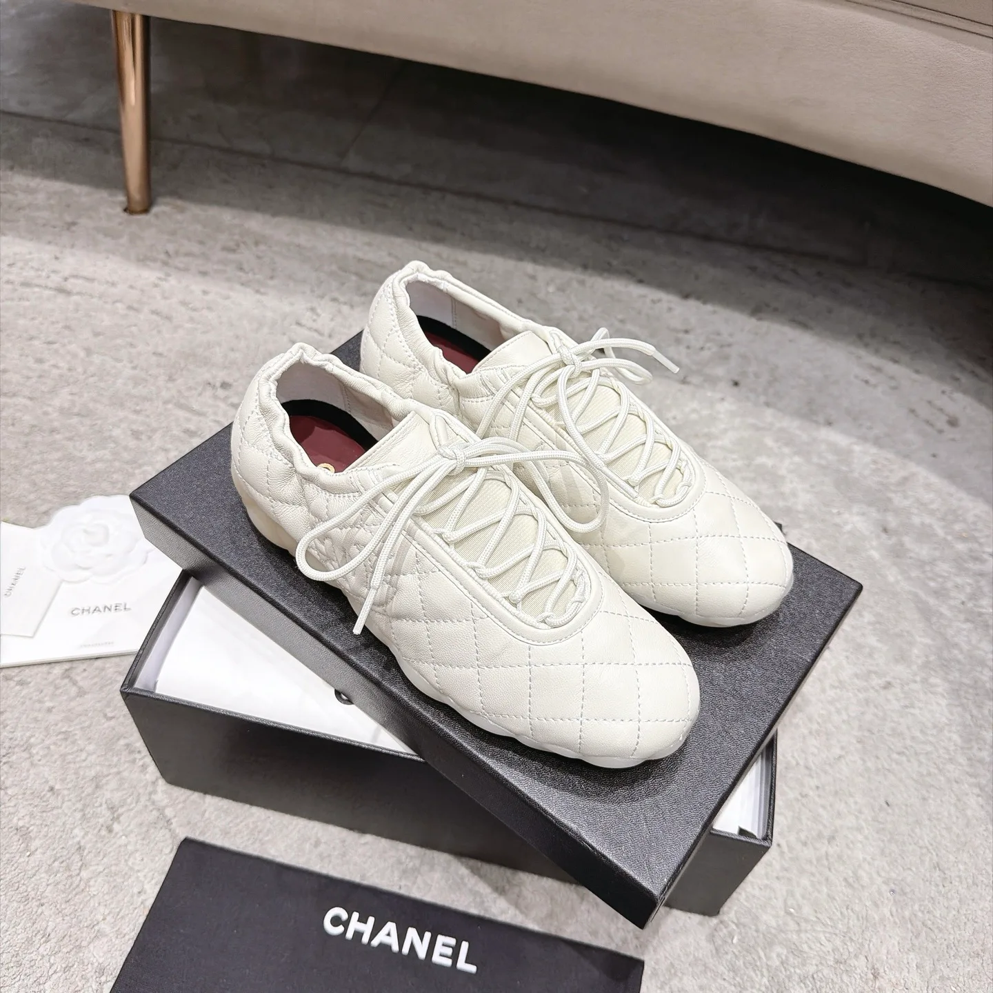 Кроссовки Женские Chanel 18729572
