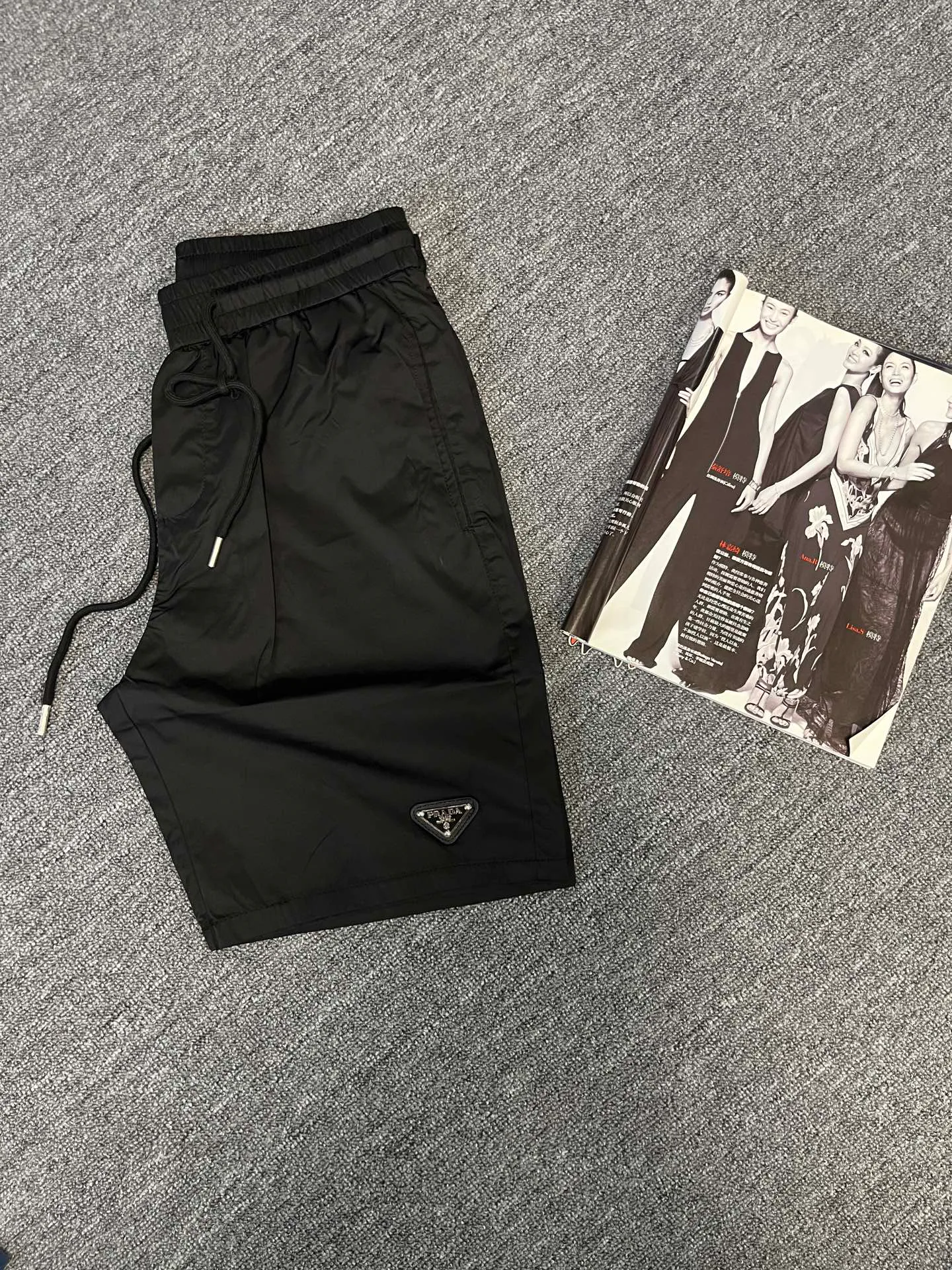 Шорты Мужские Prada 12640998