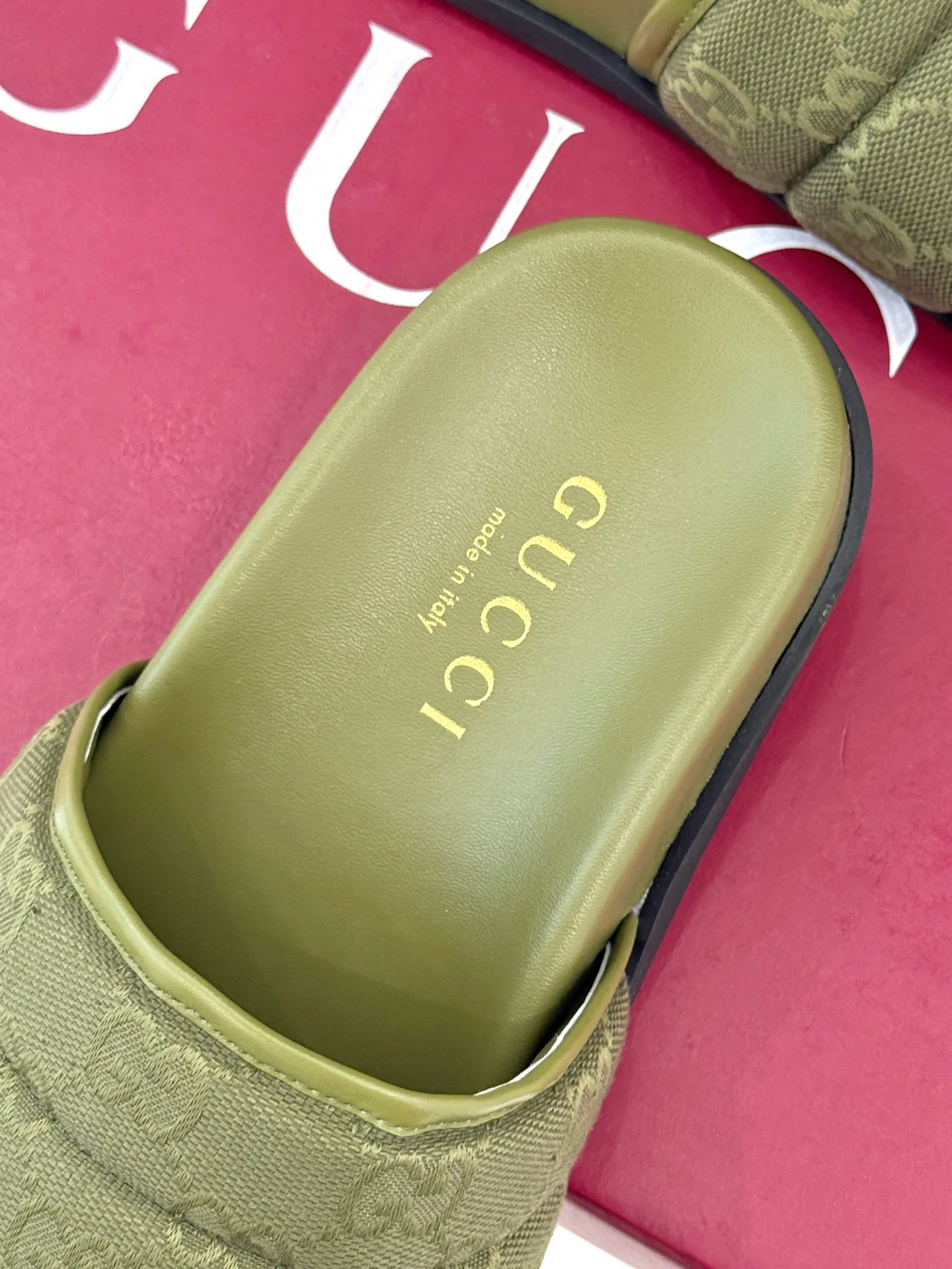 Шлепанцы Женские Gucci 46987