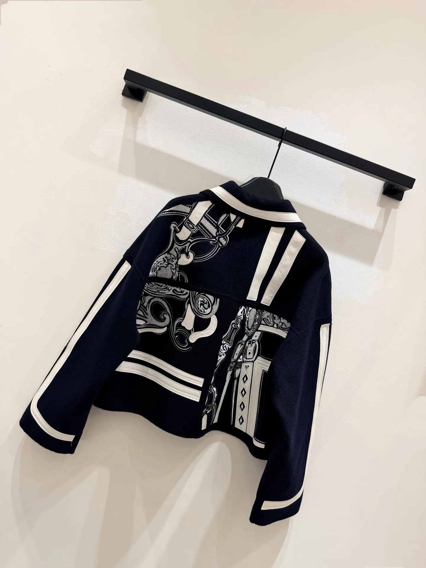 Куртки И Пуховики Женские Hermes 5876333