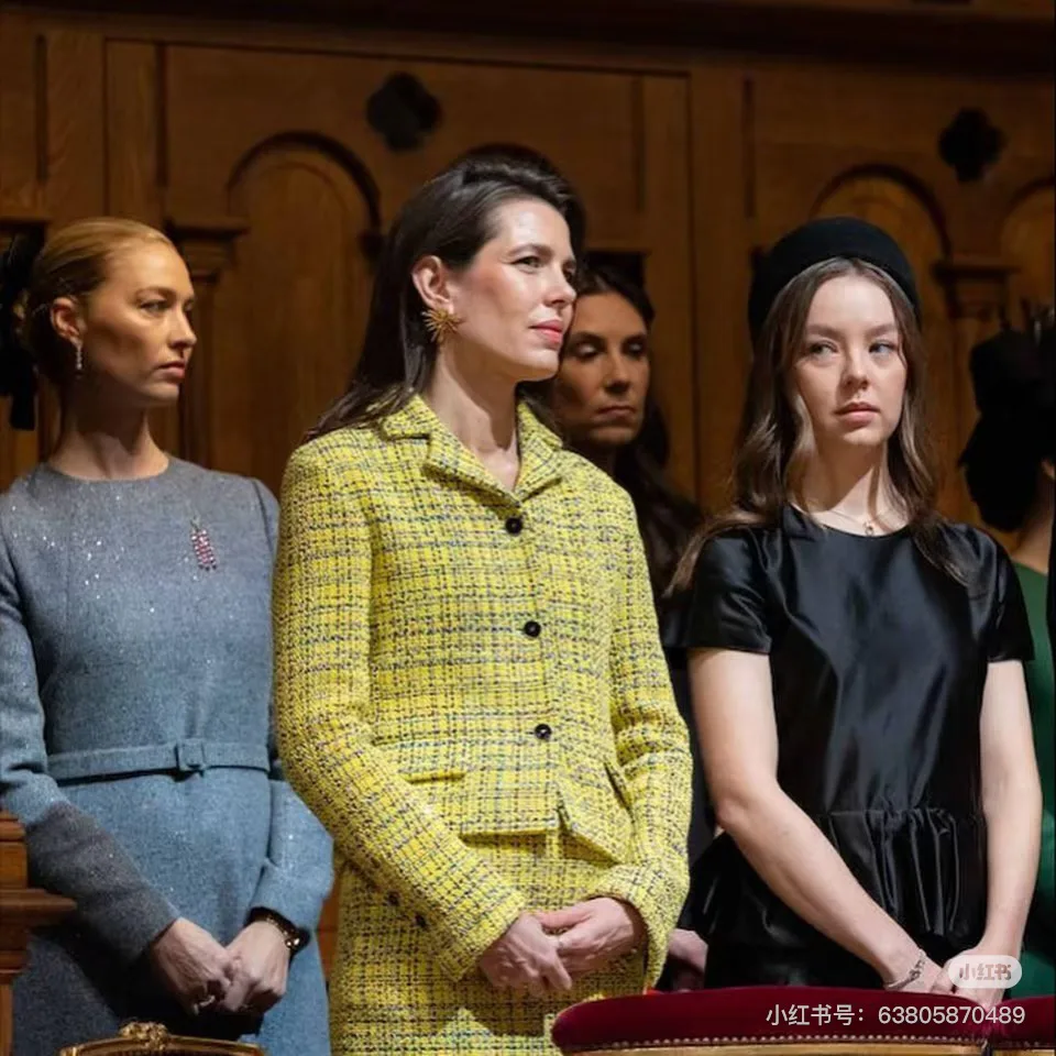 Жакеты Женские Chanel 11775512