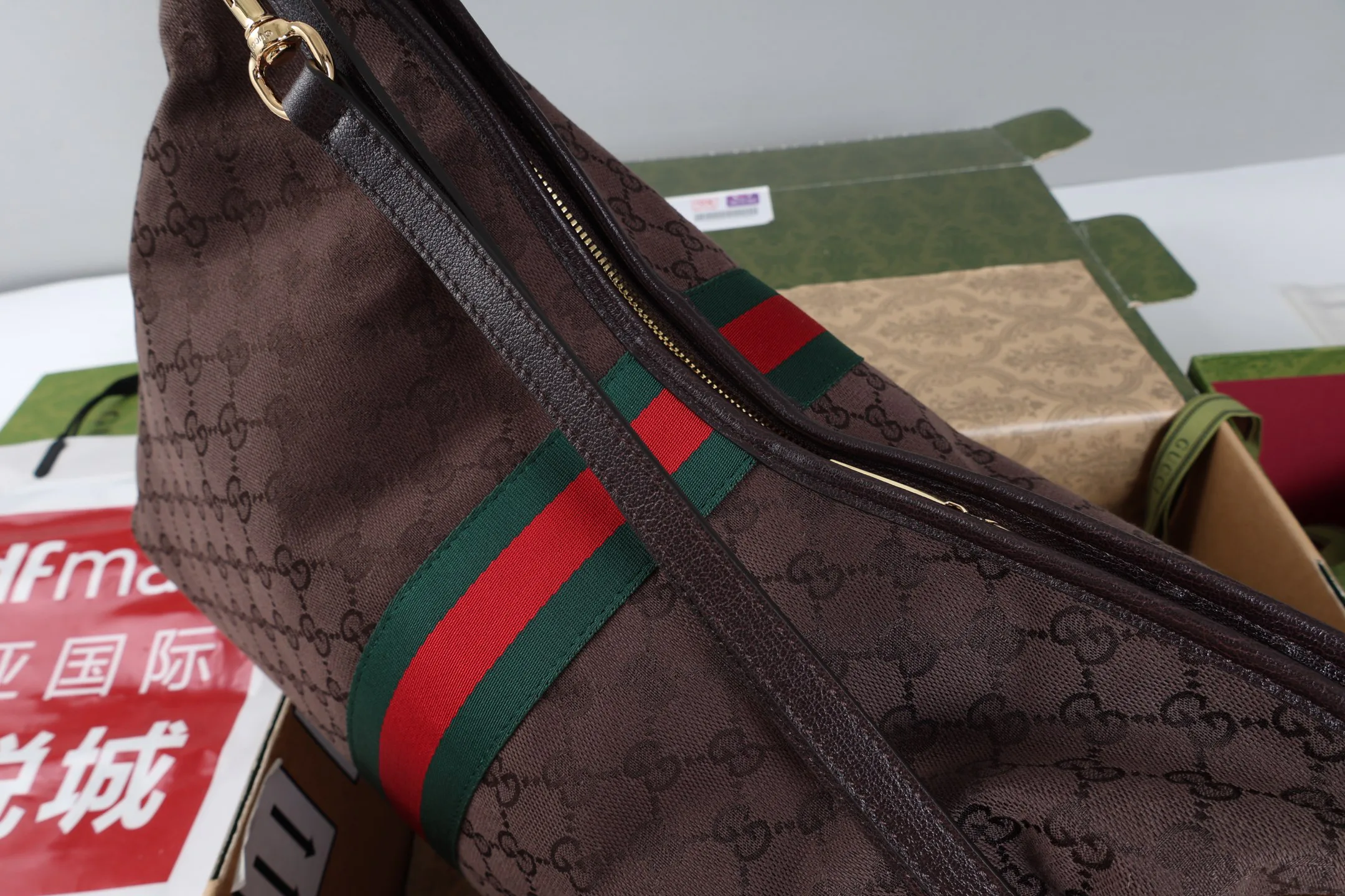 Классические Сумки Женские Gucci 18250604