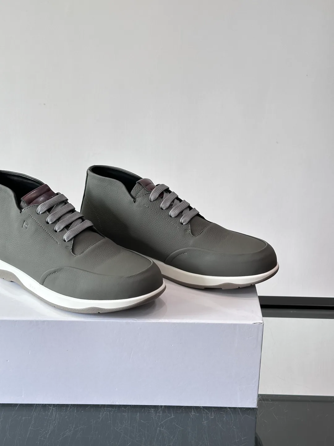Кроссовки Мужские Berluti 674517