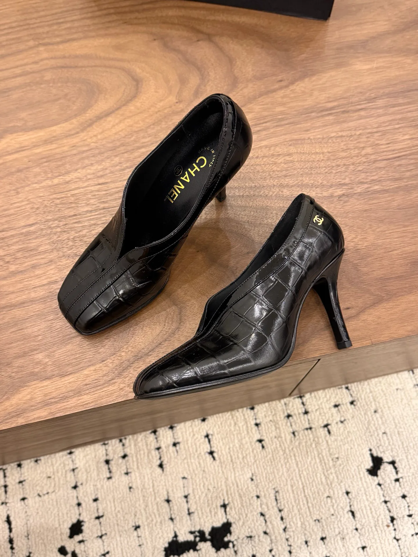 Туфли Женские Chanel 18034492