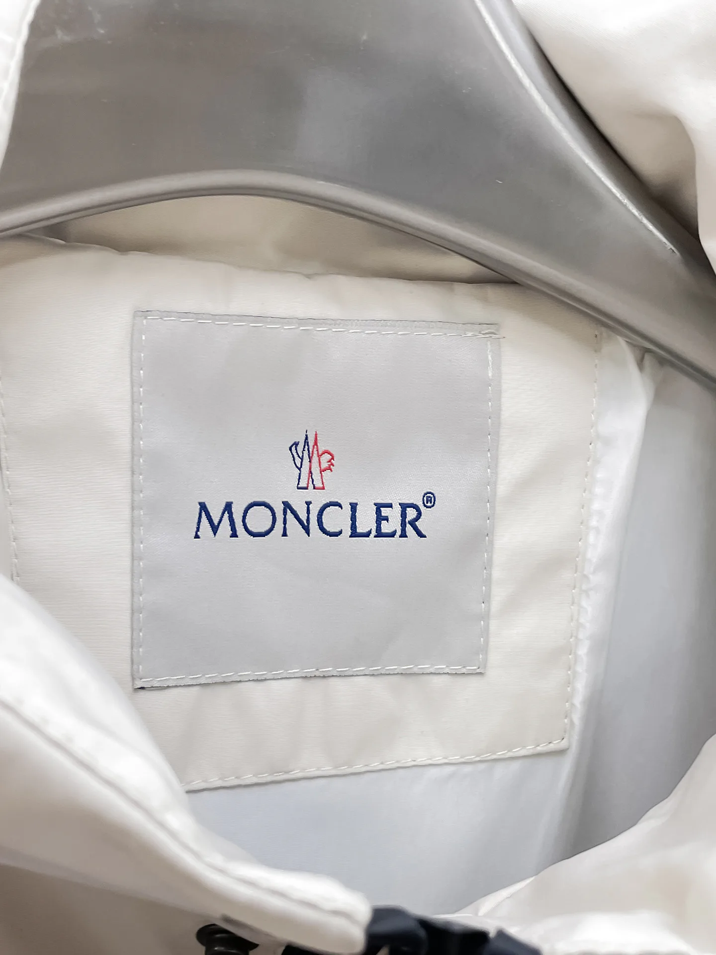 Куртки И Пуховики Мужские Moncler 9352361