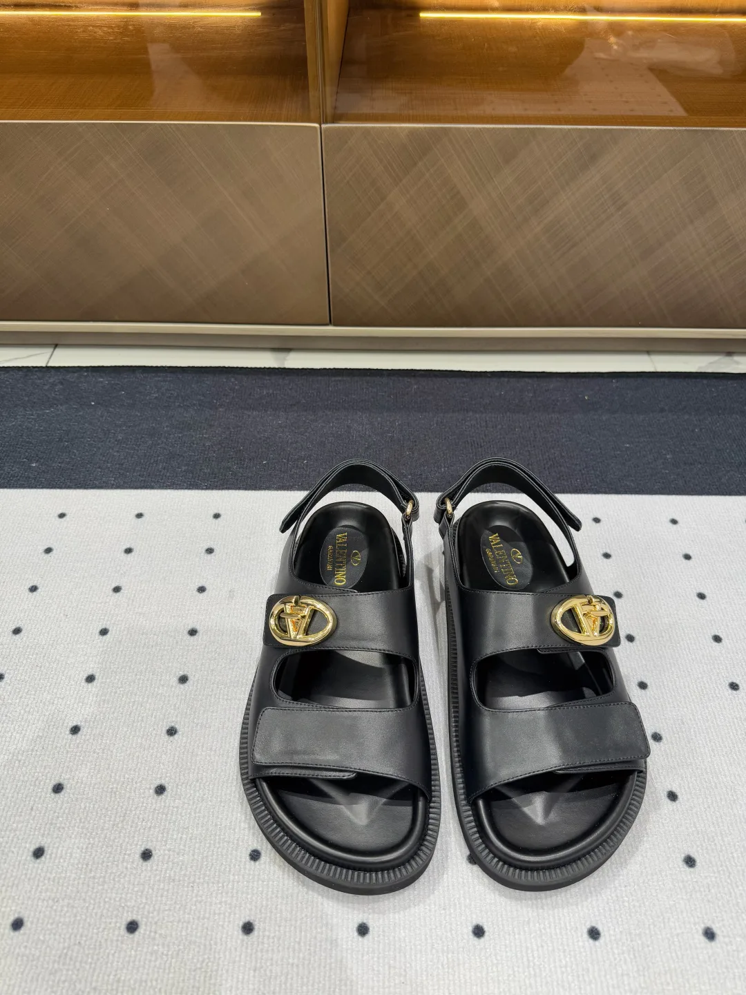 Сандалии Женские Valentino 21115