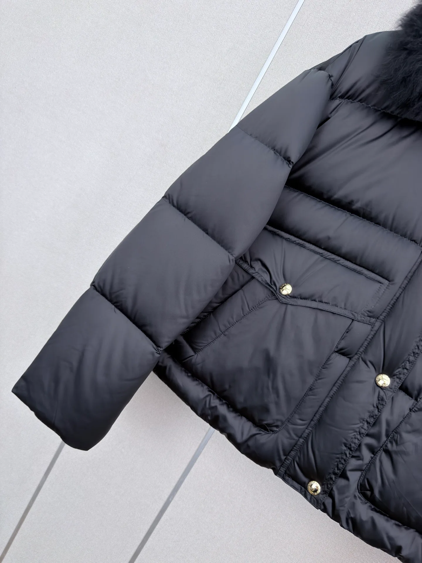 Куртки И Пуховики Женские Miu Miu 18185757