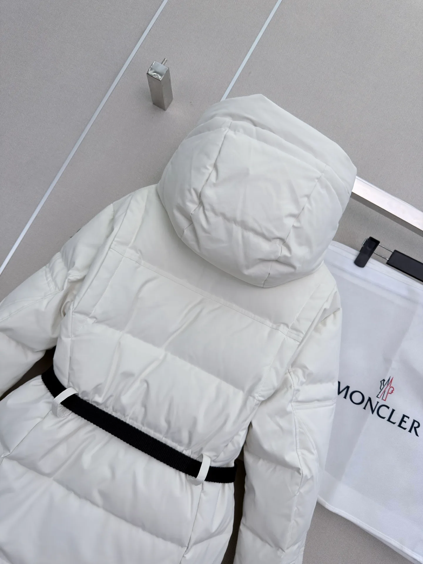 Куртки И Пуховики Женские Moncler 19555754