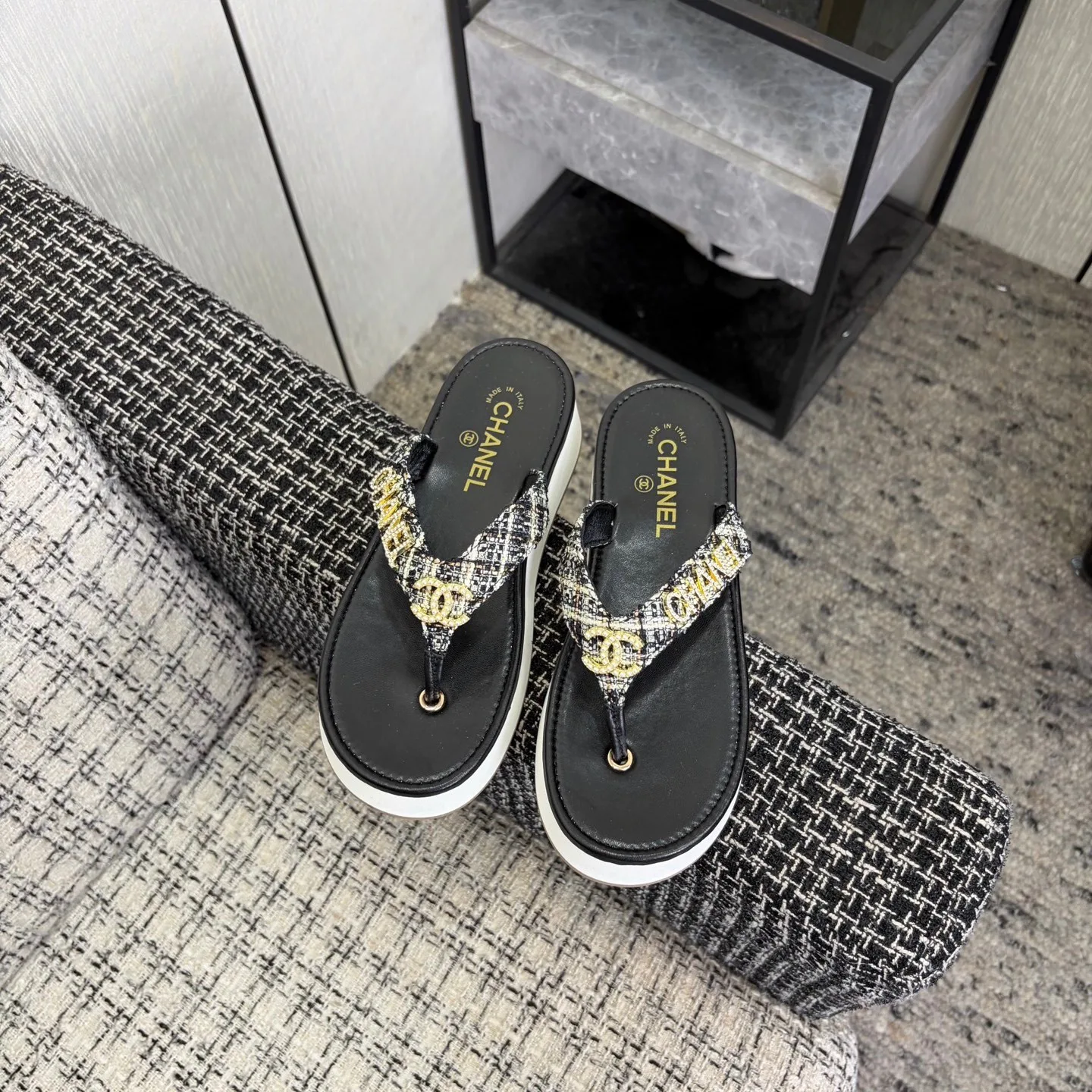 Шлепанцы Женские Chanel 13581875