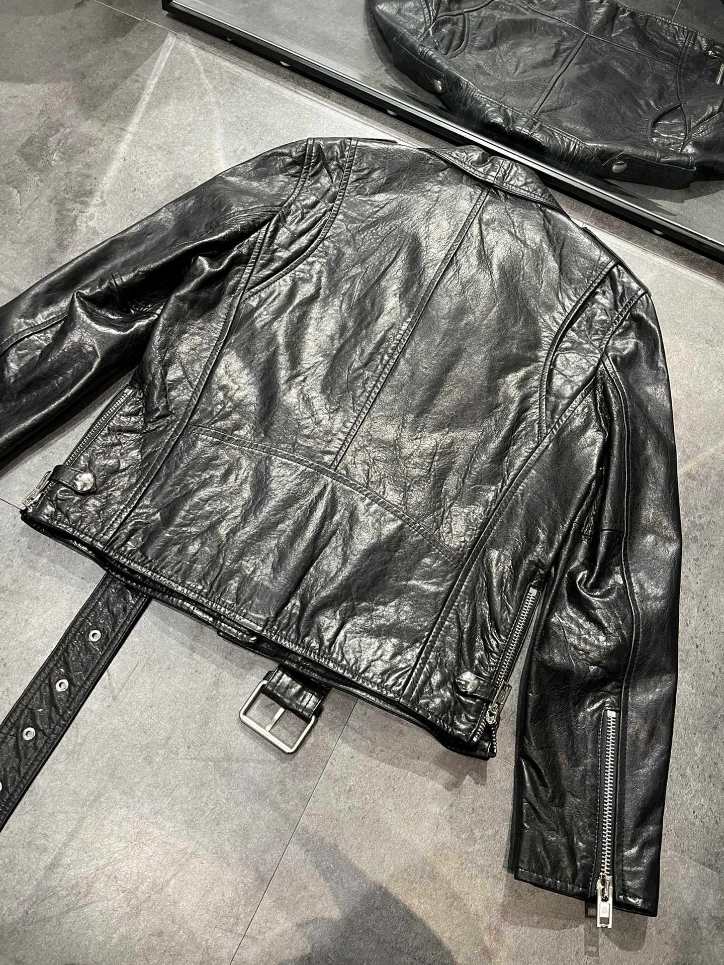Кожаные Куртки И Дублёнки Женские Alexander Mcqueen 10088542