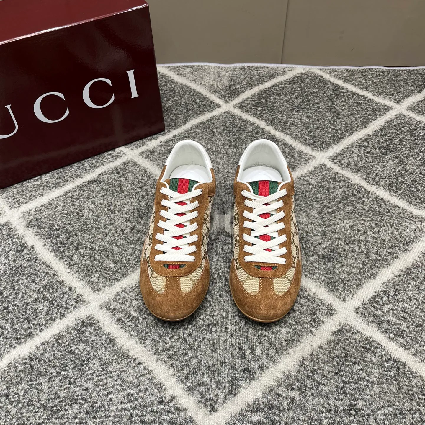 Кроссовки Женские Gucci 480641