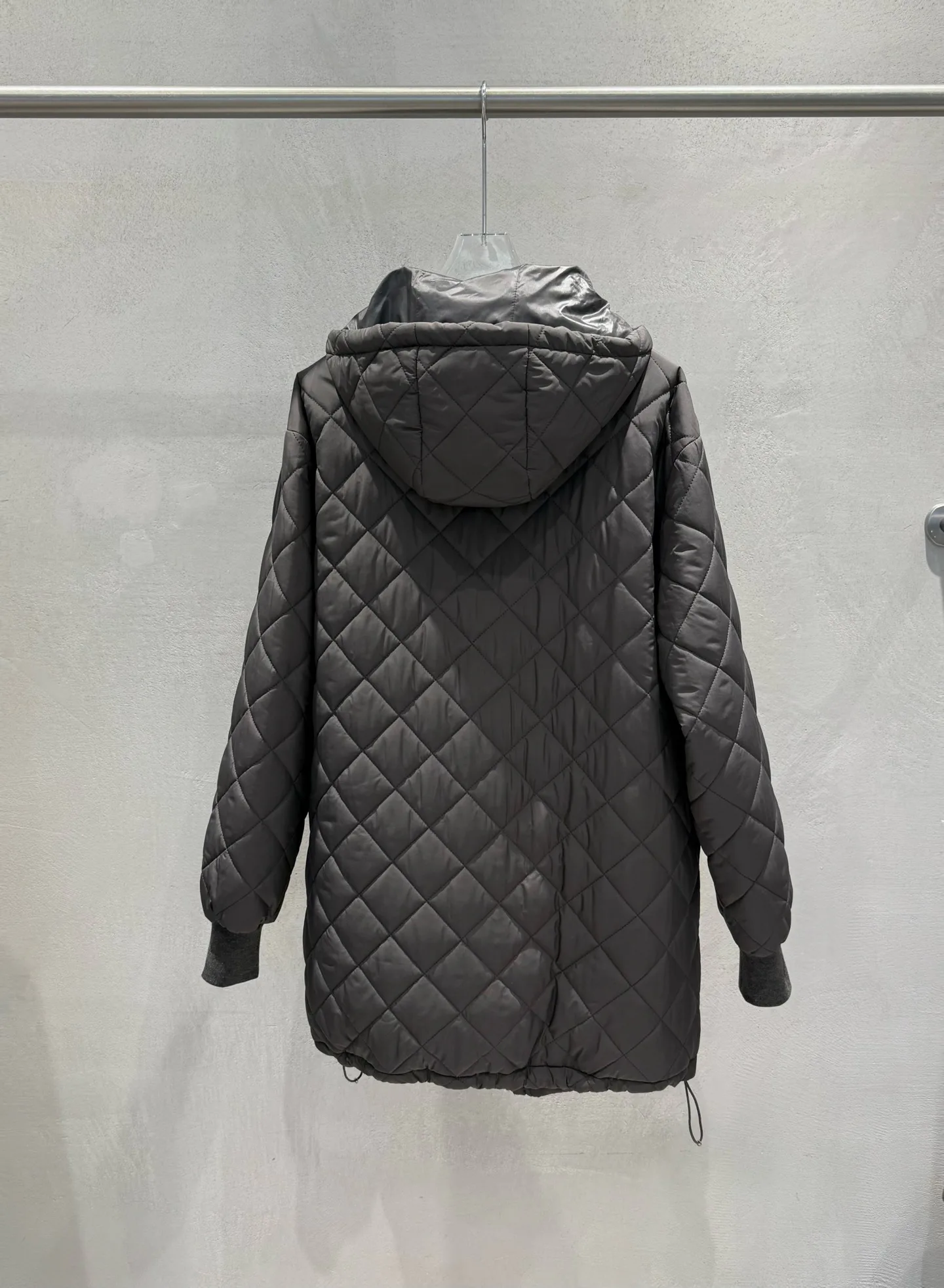 Куртки И Пуховики Женские Miu Miu 18533869