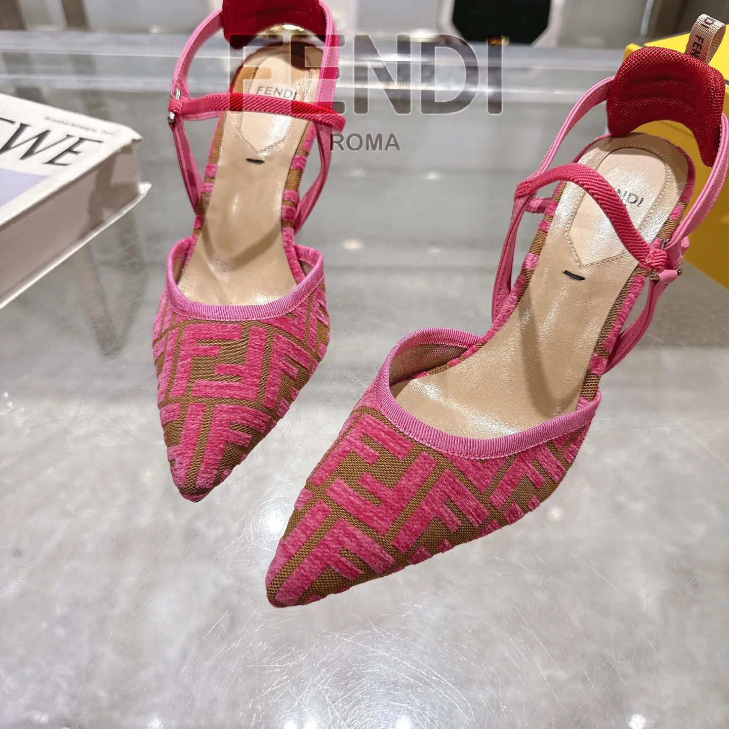 Туфли Женские Fendi 11171231