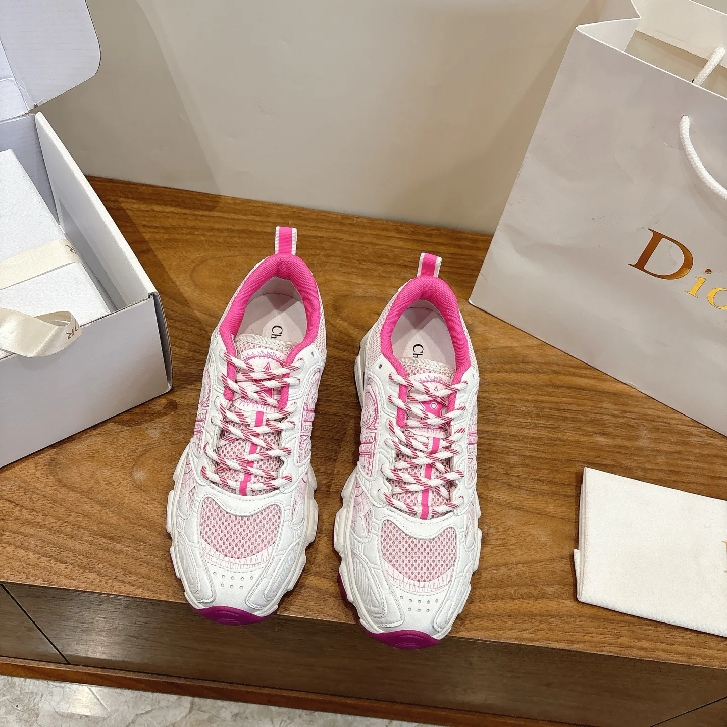 Кроссовки Женские Christian Dior 11647860