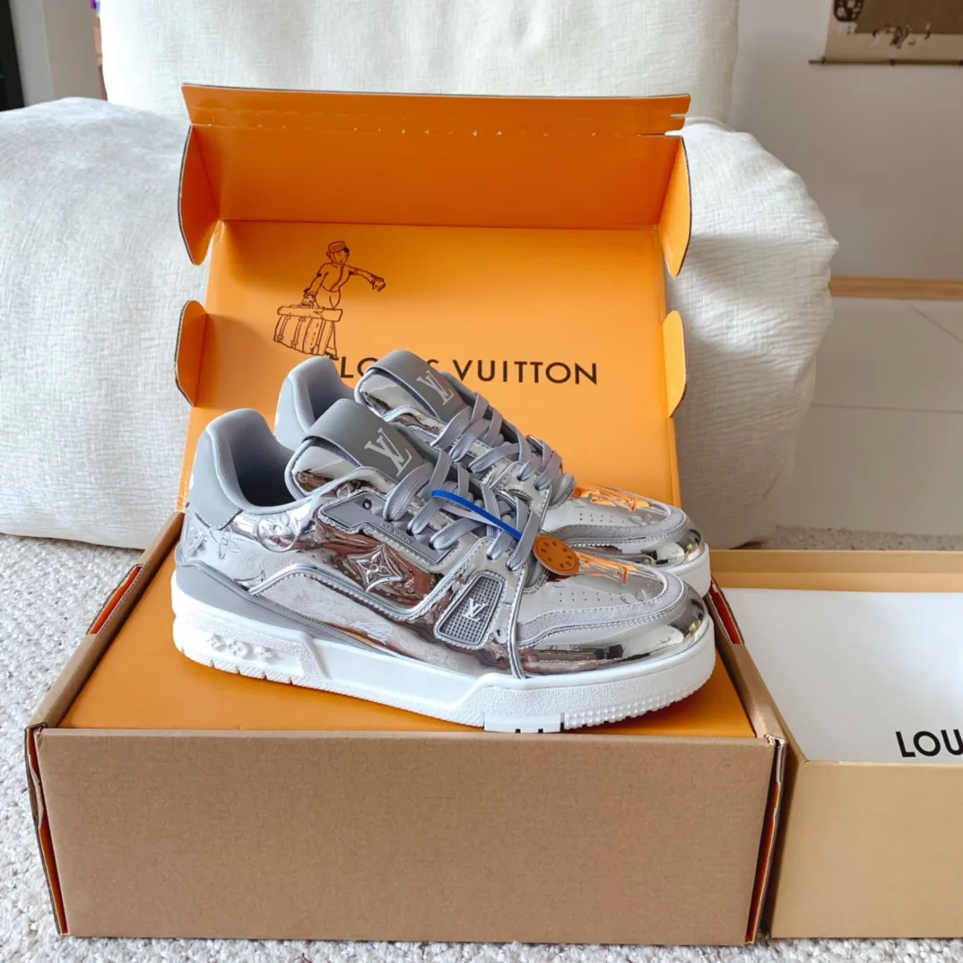 Кроссовки Женские Louis Vuitton 5893997