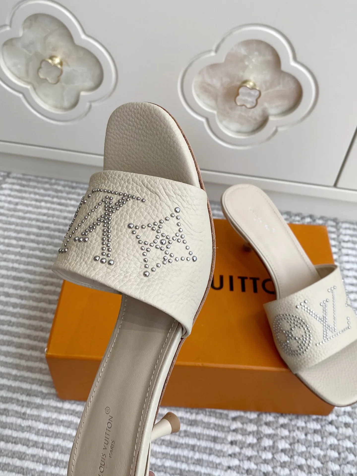 Сандалии Женские Louis Vuitton 13185494