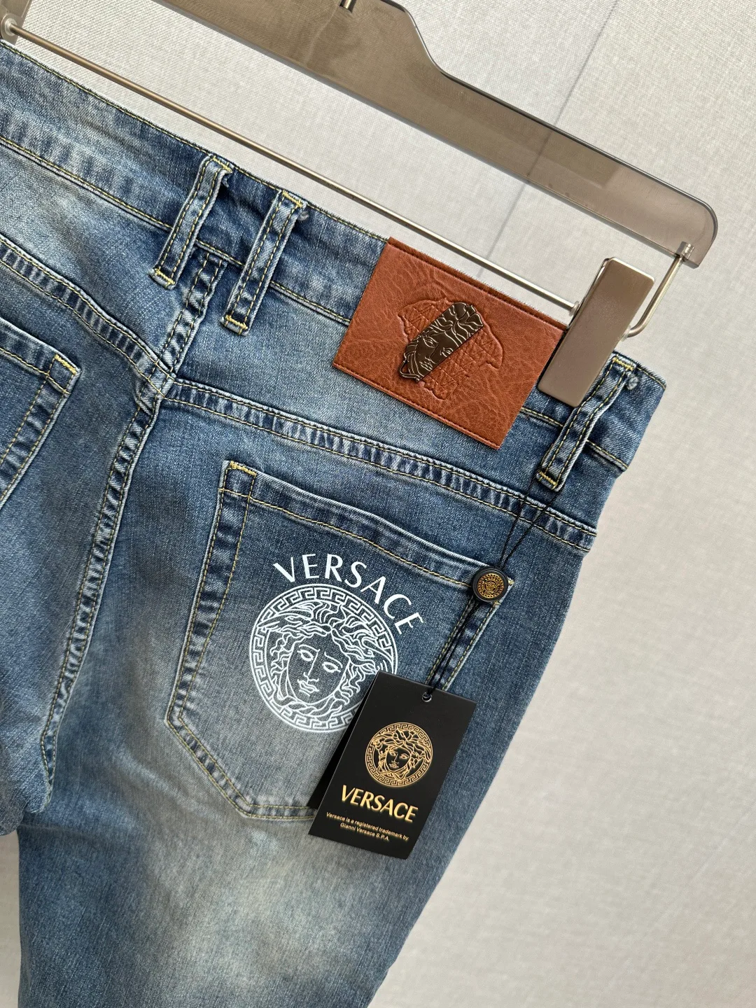 Джинсы Женские Versace 12763870