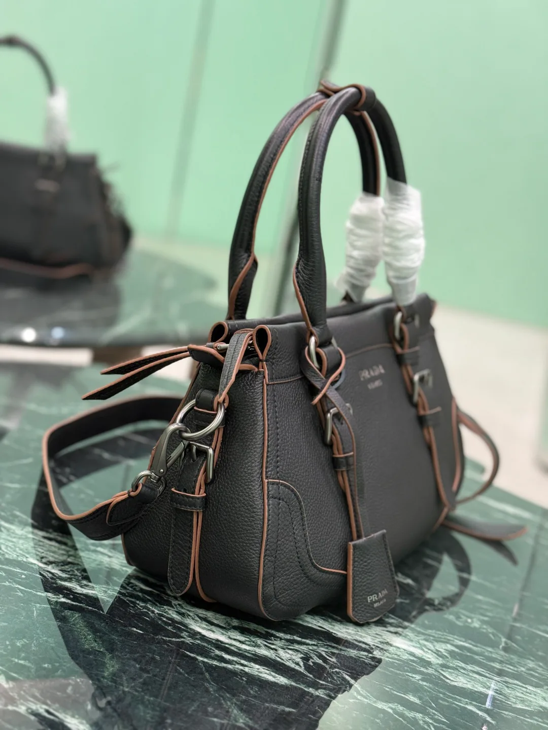 Классические Сумки Женские Prada 546428