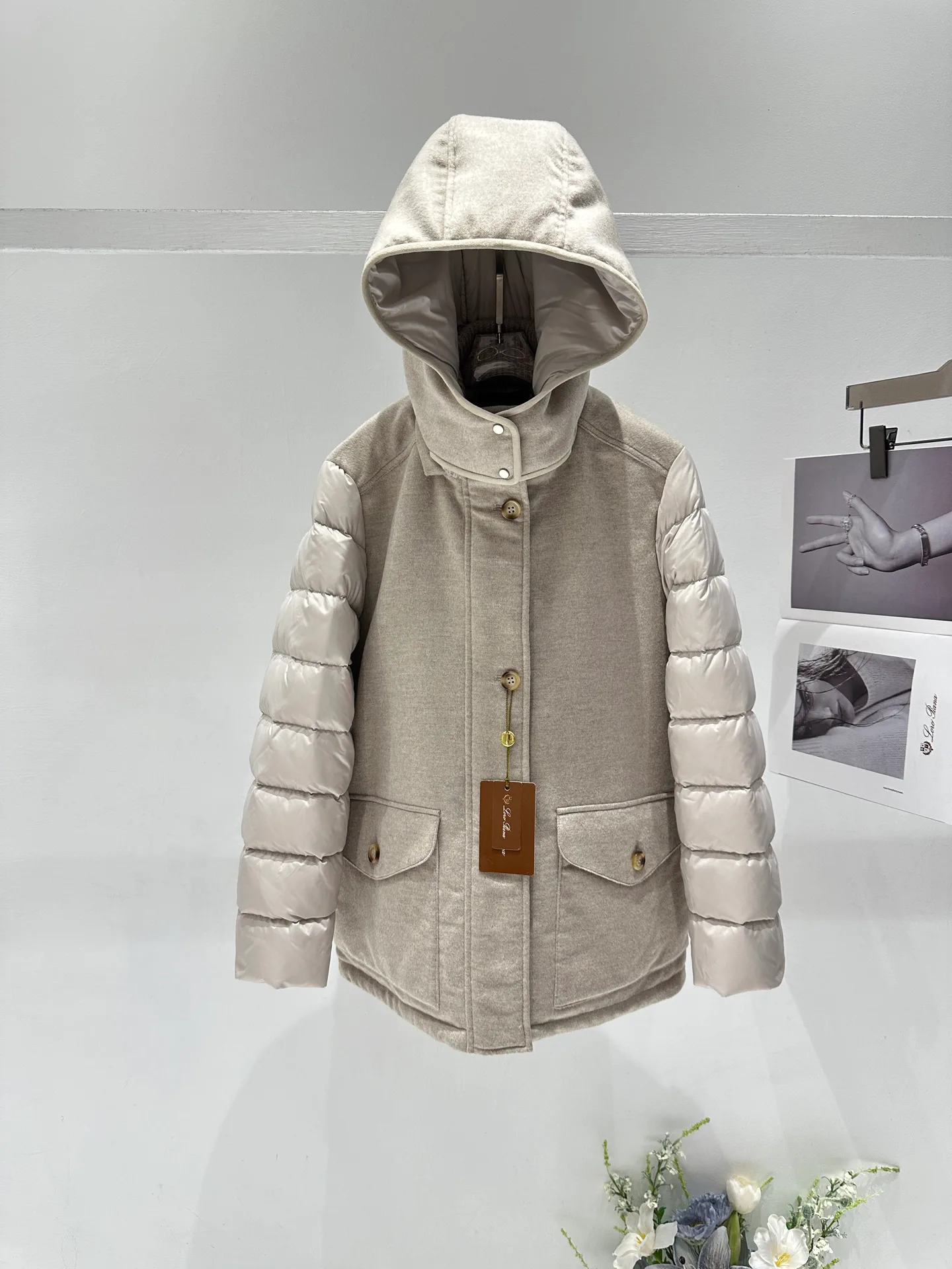 Куртки И Пуховики Женские Loro Piana 18082696
