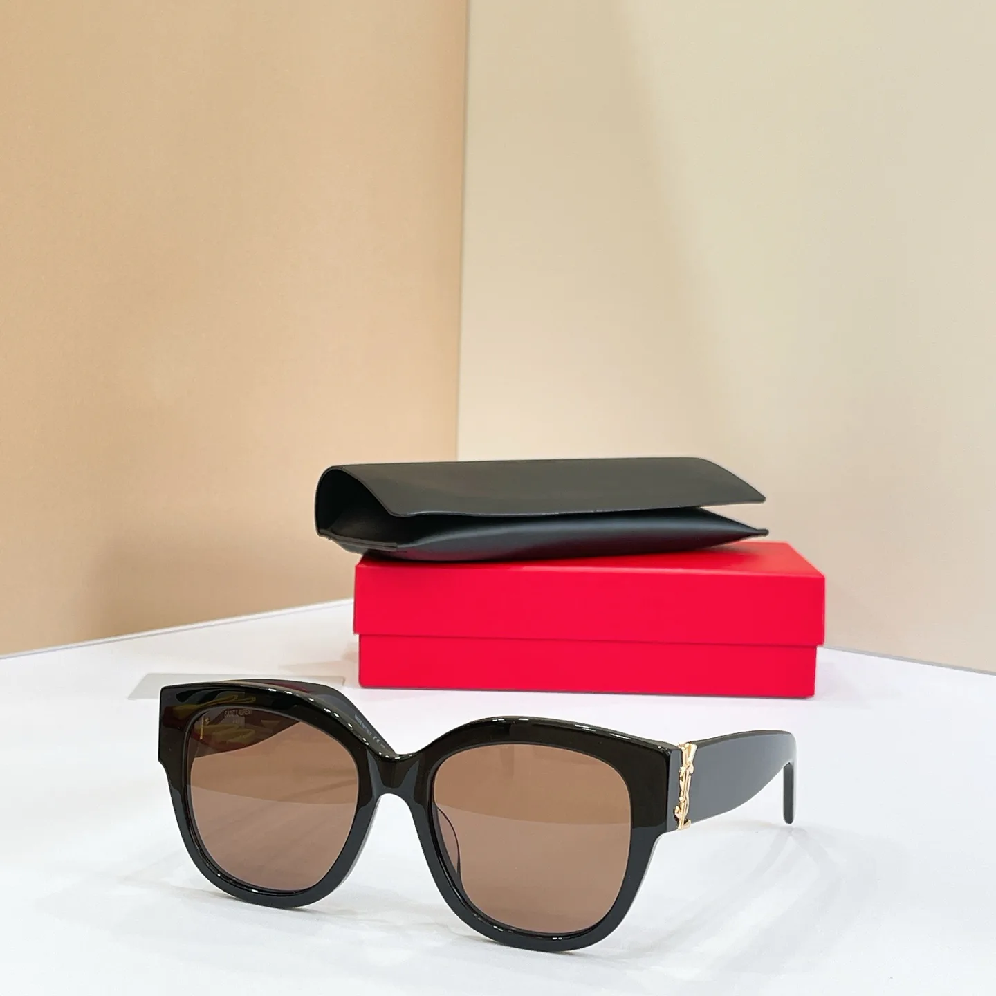 Очки Saint Laurent 17495850