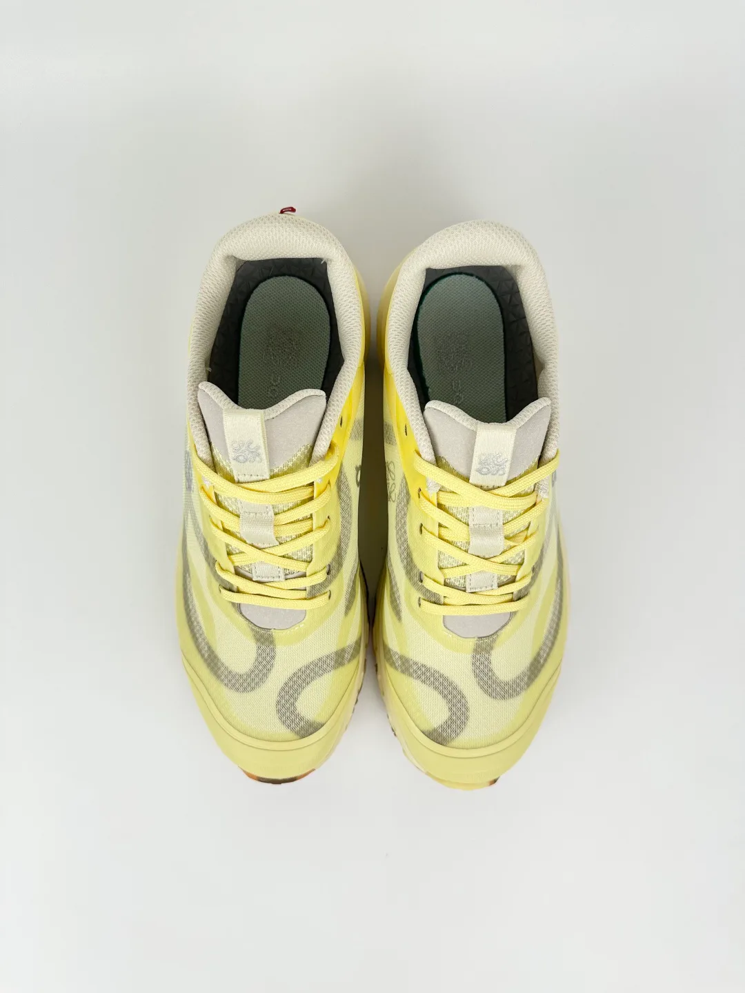 Кроссовки Женские Loewe 11228556