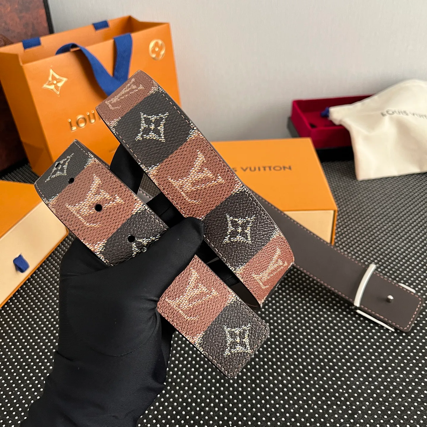 Ремни Louis Vuitton 124144