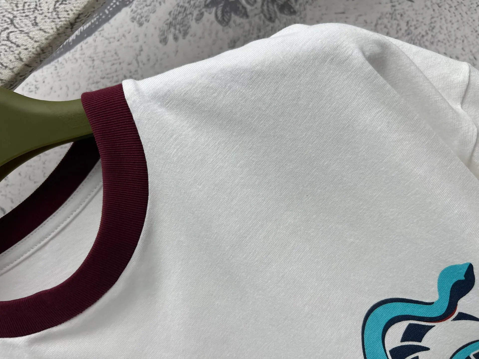 Футболки Женские Armani 5171