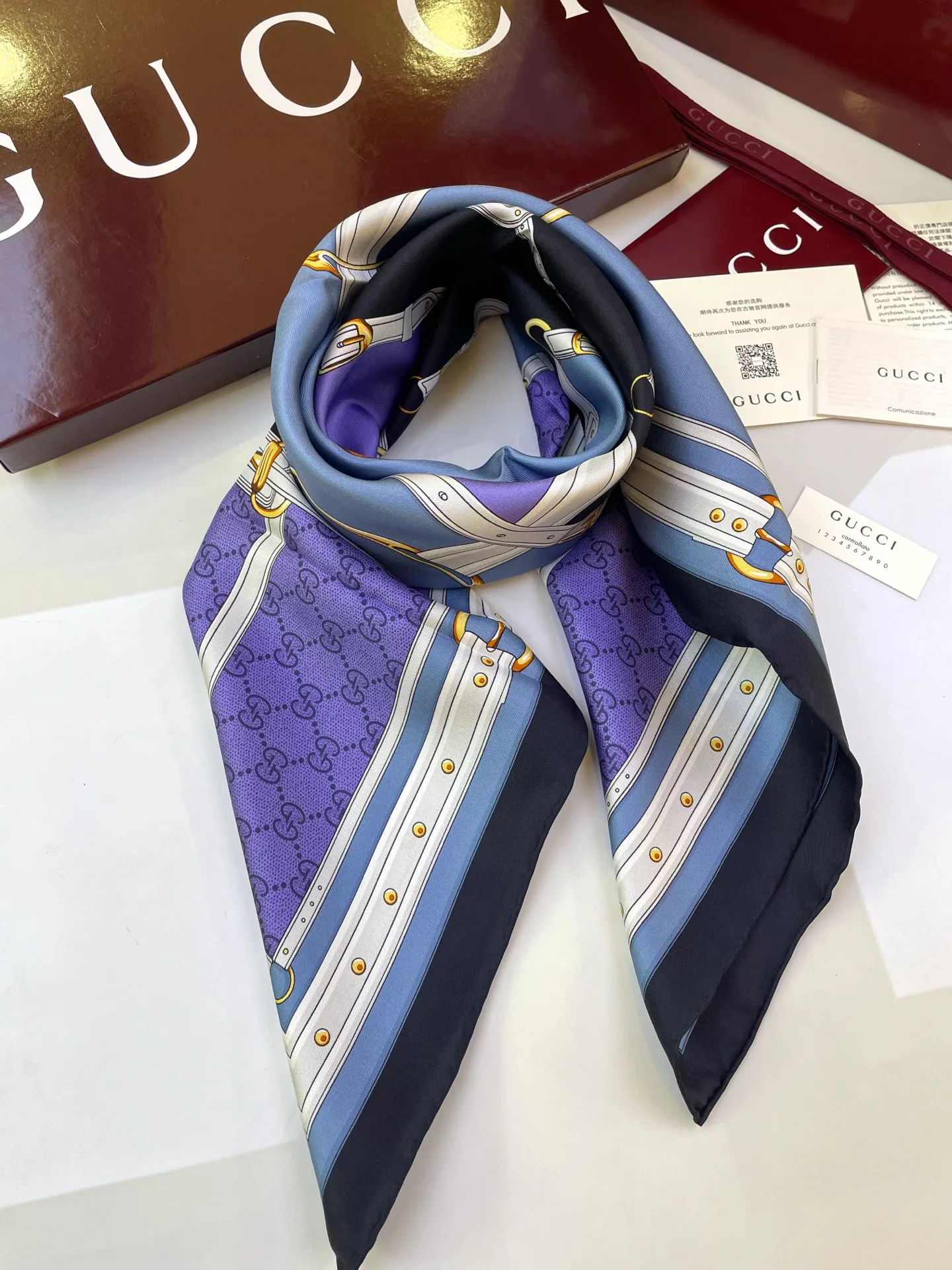 Шарфы Gucci 1981377