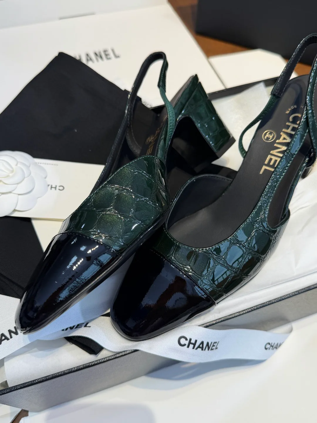 Туфли Женские Chanel 18468893
