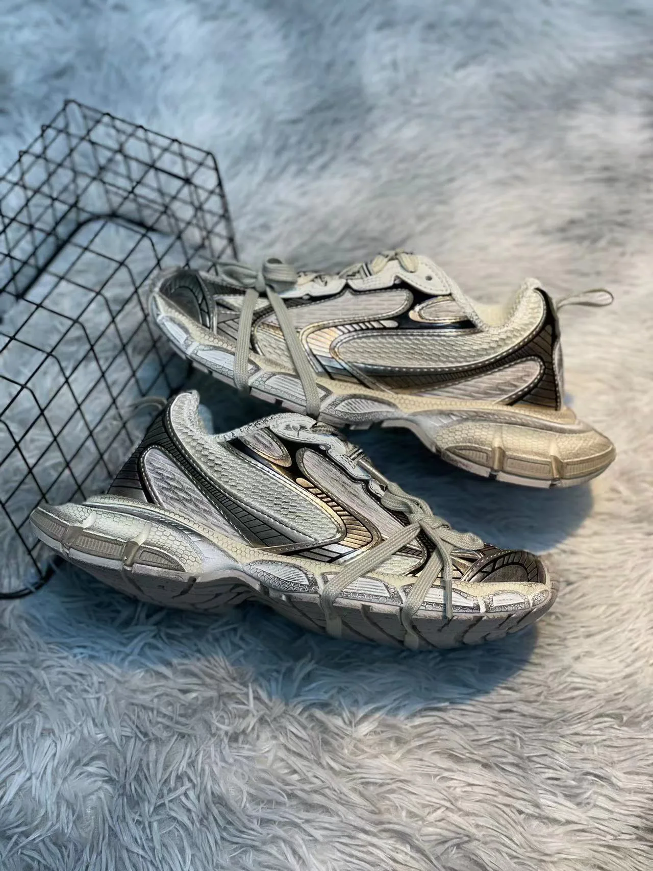 Кроссовки Женские Balenciaga 11567701