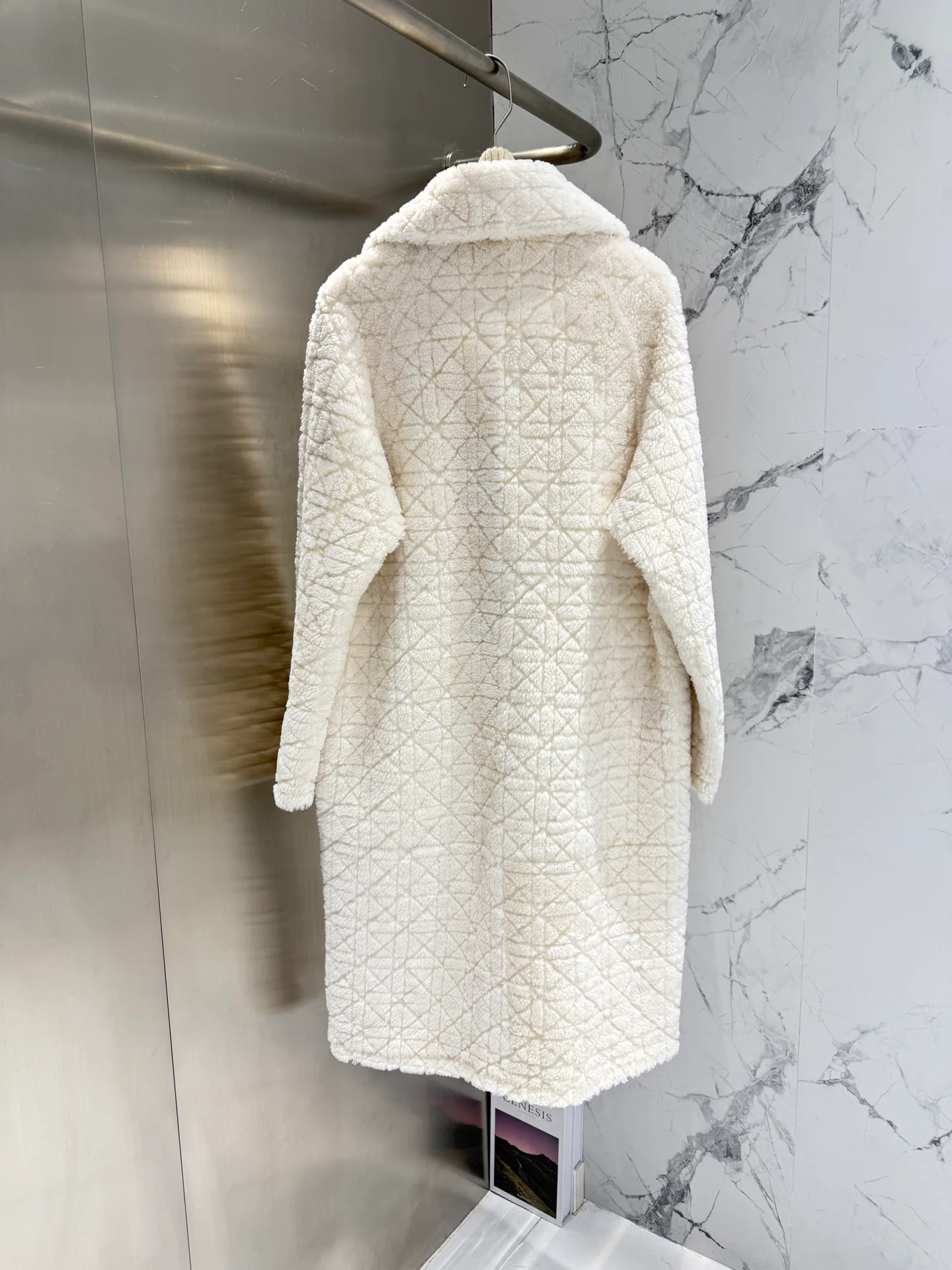 Кожаные Куртки И Дублёнки Женские Christian Dior 4771611