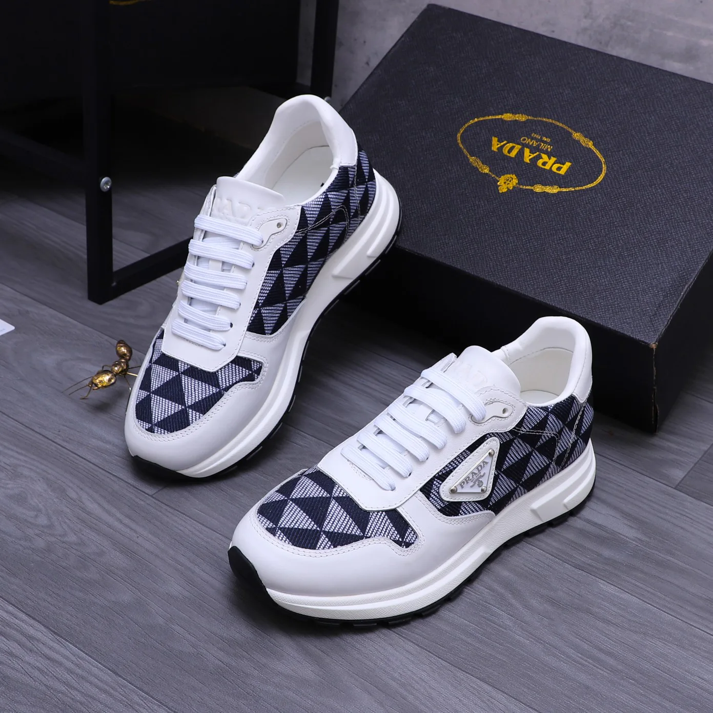 Кроссовки Женские Prada 17429866
