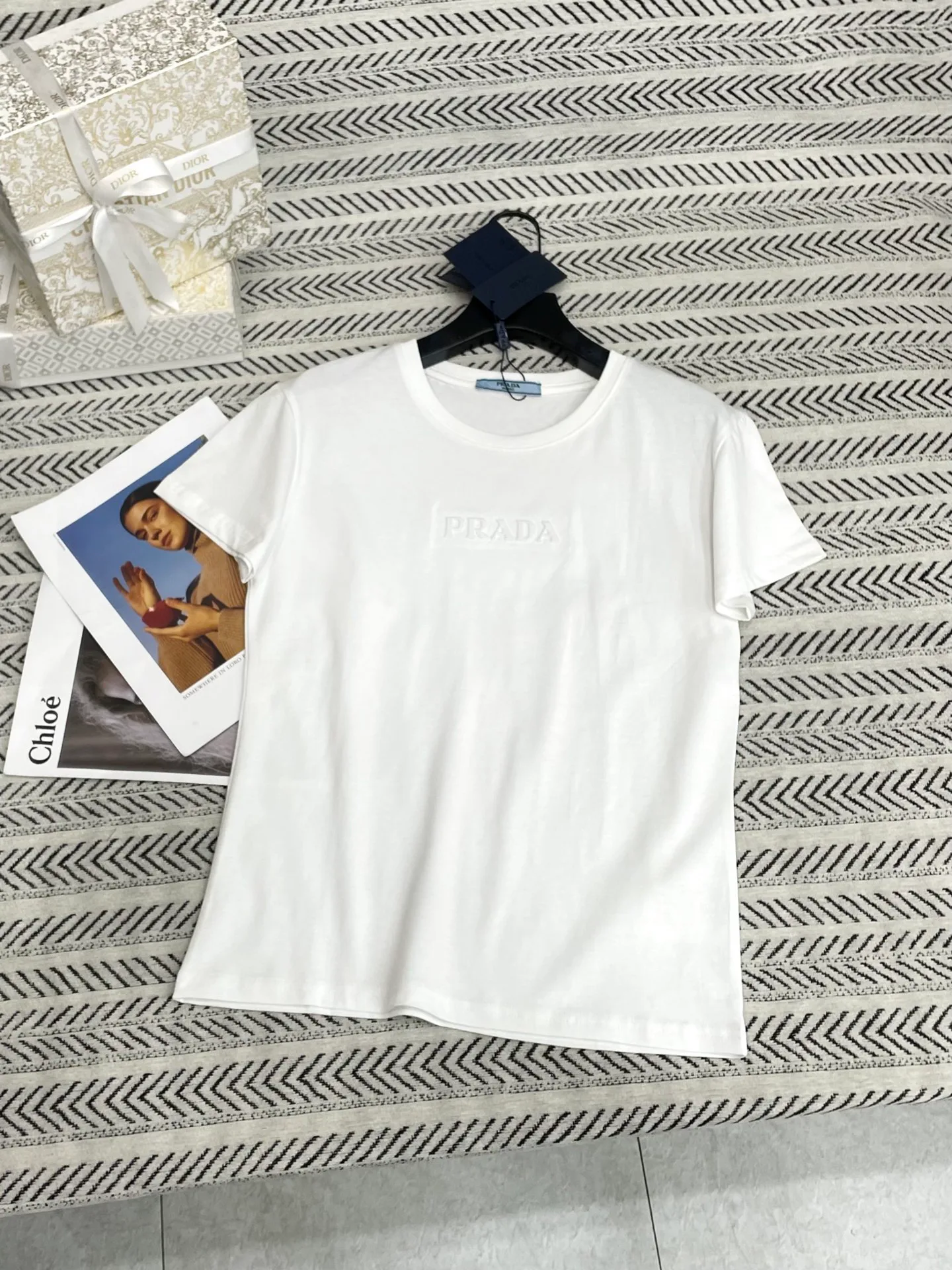 Футболки Женские Prada 12351374