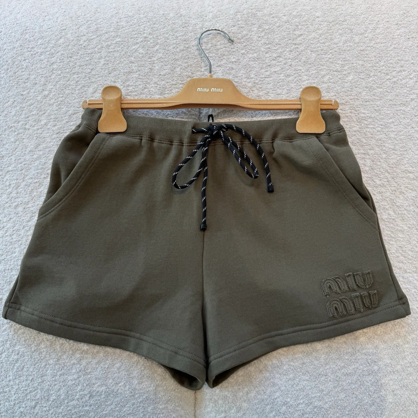 Шорты Женские Miu Miu 4930538