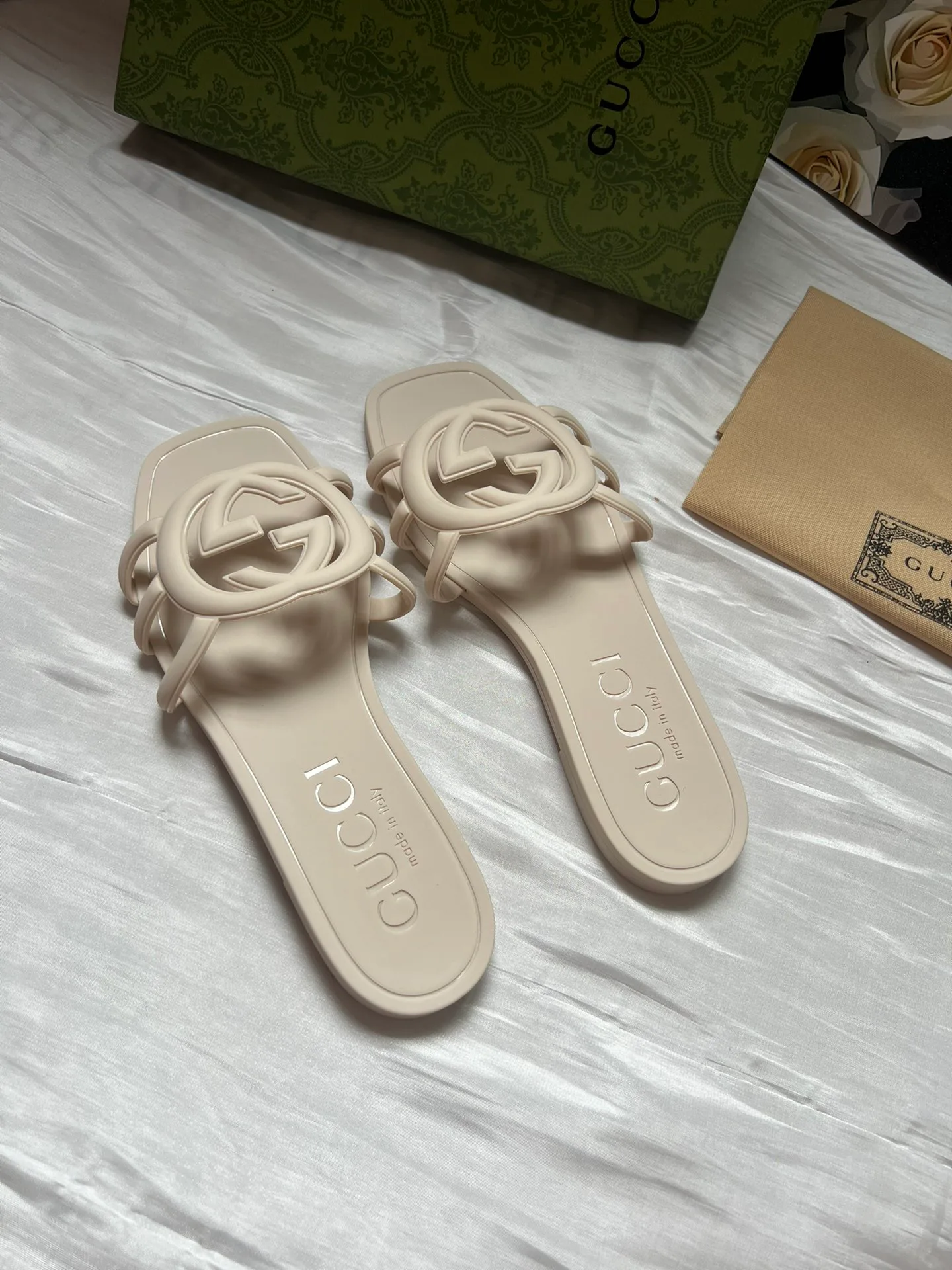 Шлепанцы Женские Gucci 16811