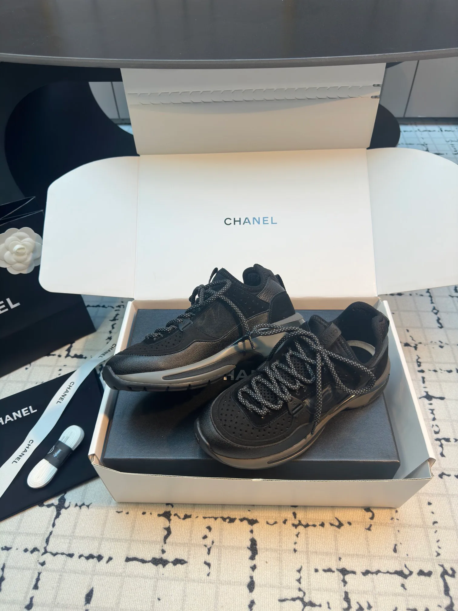 Кроссовки Женские Chanel 9873441