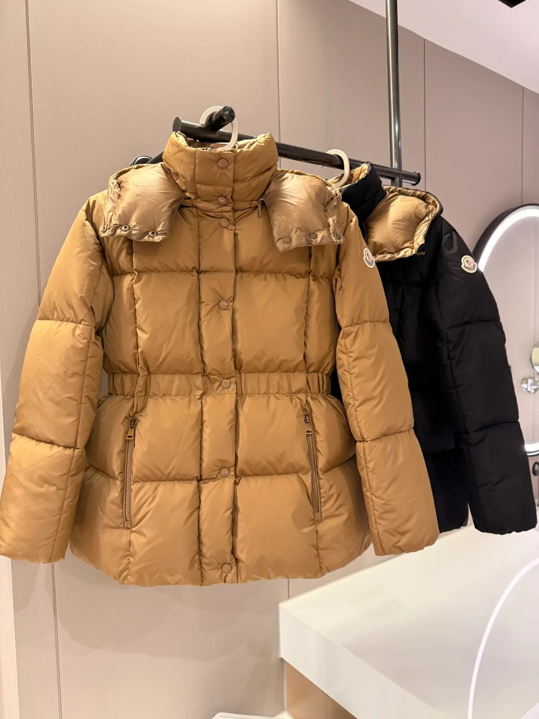 Куртки И Пуховики Женские Moncler 19260754