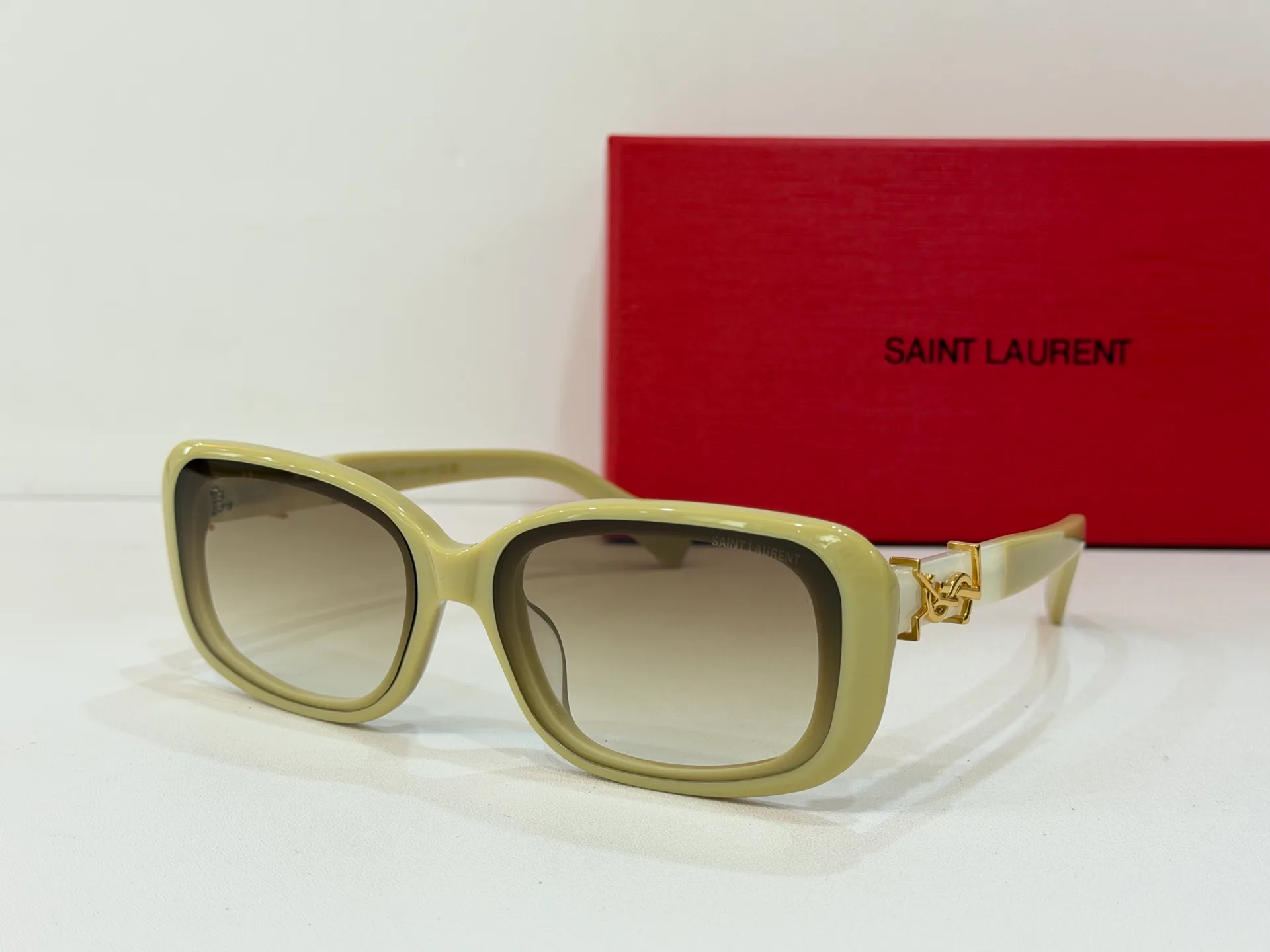Очки Saint Laurent 14321706