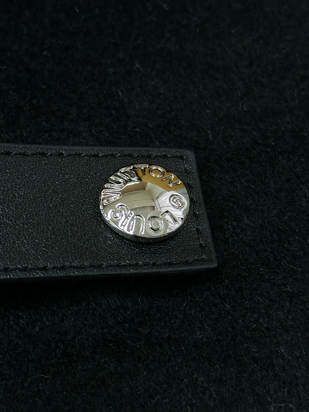 Куртки И Пуховики Женские Louis Vuitton 784470