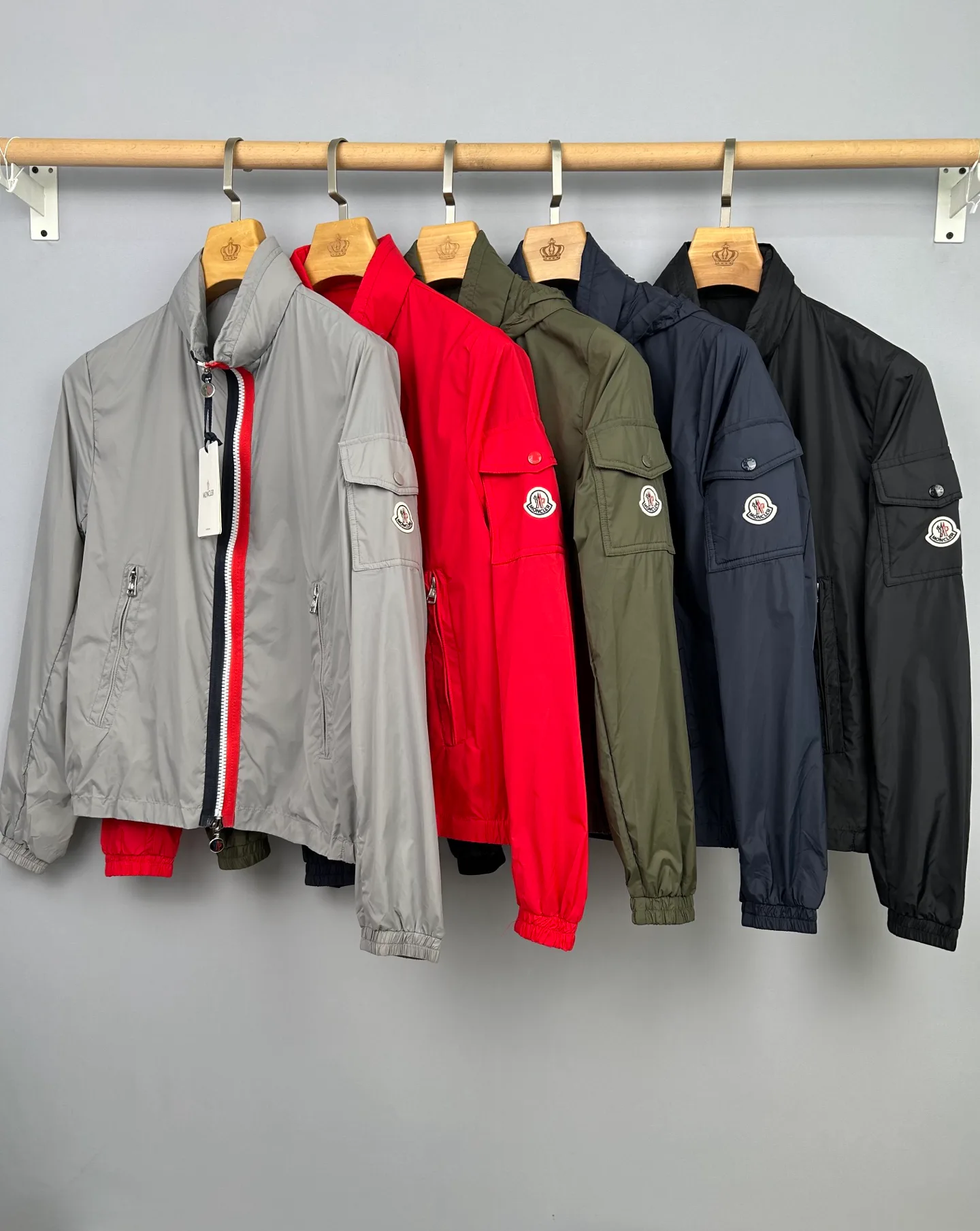Куртки И Пуховики Мужские Moncler 13137531
