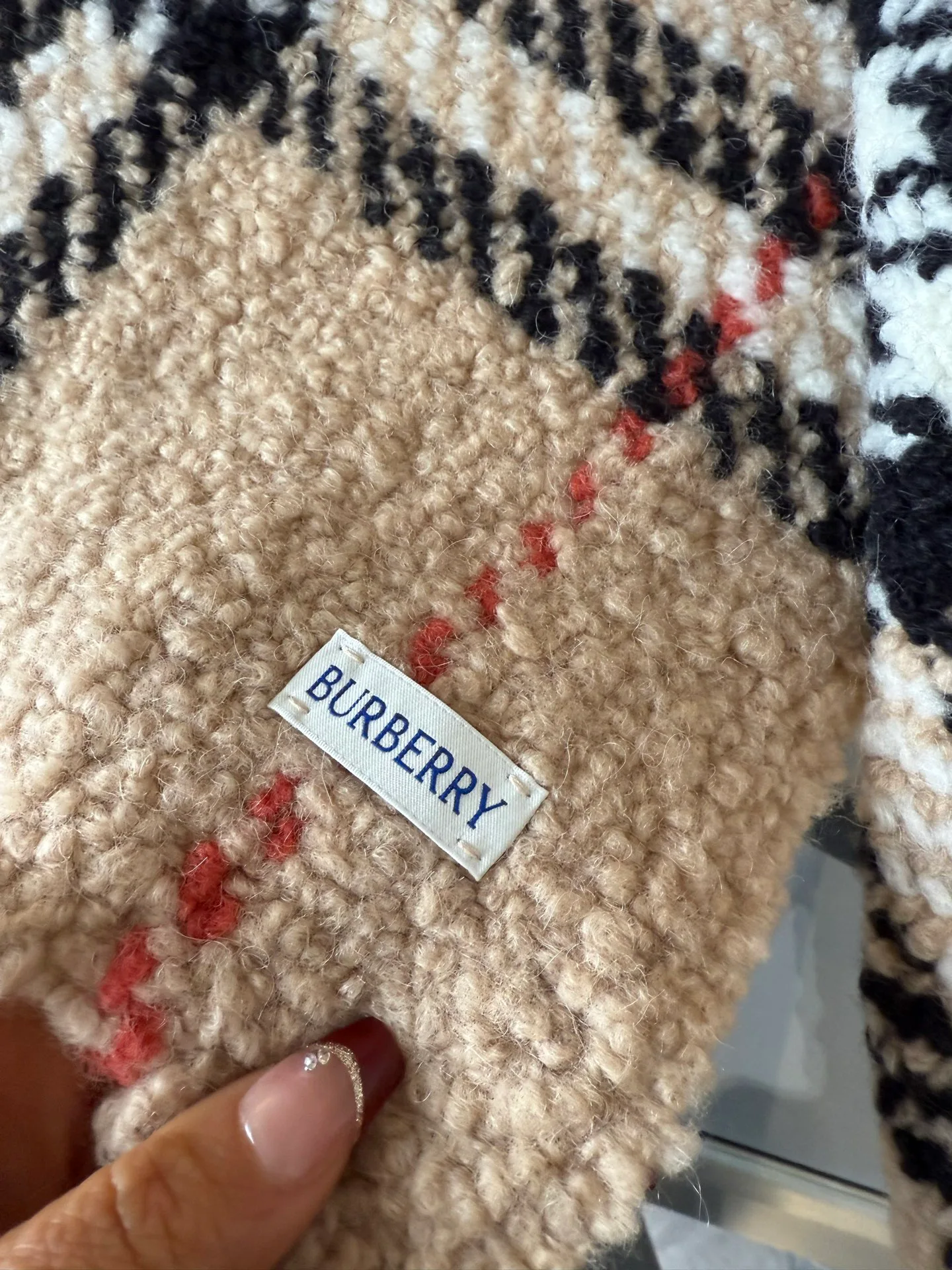 Шарфы Burberry 18222517