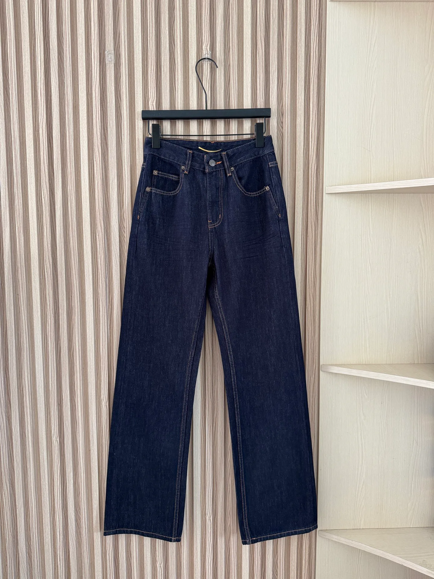 Джинсы Женские Saint Laurent 18743303